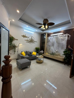 hiếm đẹp! hai bà trưng ngõ thông, xe ba gác tránh nhau, mặt tiền rộng 7m, thoáng sáng, sđcc, 42m2