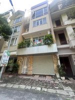 [hàng kín] hoàng quốc việt - 70m2 - mt8m -30.5 tỷ -ô tô tránh - cách phố 30m thẳng tắp - hàng hiếm