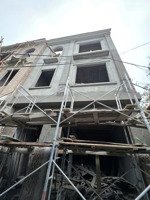 bán nhà 3 tầng ô tô đỗ cửa cam lộ hồng bàng 3,05 tỷ.