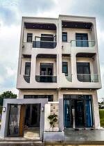  NHÀ MỚI 3 TẦNG – GẦN CHỢ HƯNG LONG – GIÁ CHỈ 1.2 TỶ