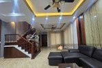 bán nhà phố nguyễn khánh toàn, cầu giấy, 105m2, 5 tầng, mt 7.8m, phân lô ôtô tránh, vỉa hè, kd đỉnh