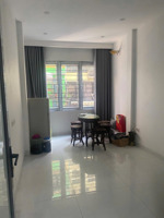 cực hiếm nhà bán. chủ cần bán nhanh nhà xây mới tinh đủ giấy phép xây dựng tại phố huế