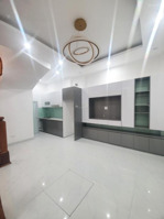 7.2tỷ. nhà mới ở ngay. căn 40m2. mặt tiền 3.8mx5tx6pn. đường 3m. cách oto 30m. ngõ 75 - phú diễn