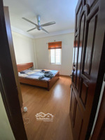 siêu phẩm cầu giấy 50m2 - 5 tầng kiên cố - gần phố - ngõ thông - 20m ô tô - ở ngay - giá 13,5 tỷ