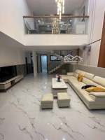 nhà 4tầng, 4,7x14m. sau căn mt đs21 quang trung, p8, gò vấp. chỉ 7tỷ.
gần trường nguyễn công trứ