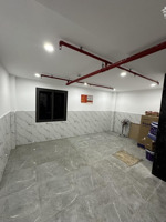 bán nhà chdv mỹ đình 50m, dòng tiền cực lớn, 10m ô tô đỗ, đối diện trường cấp 3, 1 bước ra mặt phố.