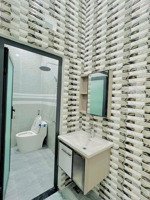 bán nhà full nội thất ngay vòng xoay kim hằng giá rẻ