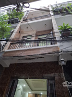 nhà mới xây dọn vào ngay! 3 tầng, 4 phòng ngủ, thiết kế hiện đại, đường mễ cốc quận 8