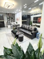 chủ mót bán! văn cao nhà đẹp, ngõ nông, 3 gác đỗ, 15m ra ô tô, tặng nt, sổ cc, thoáng sáng, 42m2