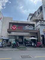 cho thuê nhà mặt tiền 207 tô hiến thành quận 10 - 15x40m - 2 tầng - giá 300 triệu. lh: 