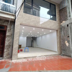 nhà dân mới xây chắc chắn siêu đẹp ở phố trạm siêu hiếm