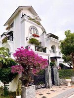 bán căn biệt thự khu nhà ga t3 ngay đường hoàng hoa thám dt: 7x22 4 tầng có sân rộng, giá 24.5 tỷ