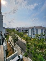 bán biệt thự song lập 200m² vinhomes grand park giá 27 tỷ