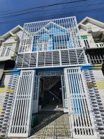 chính chủ bán nhà sổ riêng ngay hóc môn sang tên ngay