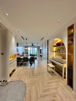 siêu phẩm: cần tiền bán nhanh thiên niên kỷ 72m2 2pn 2wc. full nt. tầng trung hướng mát giá 6,x tỉ