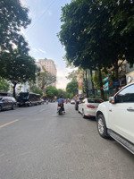 bán nhà 3 tầng mặt phố nguyễn thị định-cầu giấy 45m mt 6m, 2 thoáng, vỉa hè giá hơn 700tr/m2