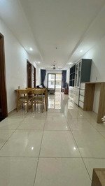 chung cư babylon, âu cơ, tp: 12triệu, 2p ngủ, 80m2, ban công