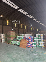 cho thuê kho khu công nghiệp ngọc hồi nhà khung sắt mái tôn, 3000m2. có điện 3fa, nước sạch, pccc