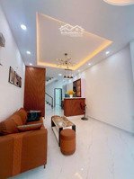 bán nhà mặt tiền tân phú. 3pn có pn trệt 46m2. hơn 4 tỷ