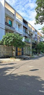 bán nhà 4 tầng 5m x 20m, phạm thế hiển quận 8, đẹp lung linh, shr hoàn công đủ, hơn 8 tỷ xíu