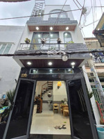 quận 10, nhà nguyễn tri phương, ngay đại học kinh tế, nhà mới đẹp ở liền, sổ hoàn công đủ