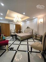 bán nhà đẹp, nội thất cơ bản, ở đón tết, 20m ngõ ô tô, gần phố trung văn 40m2 4 tầng giá 8.75 tỷ