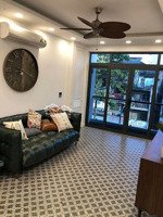 nhà kinh doanh mặt tiền đường ngô gia tự sầm uất quận 10 - chính chủ 