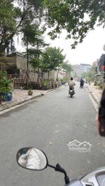 bán nhà 4 tầngx42m2 đường chiến thắng, hà đông 10m ra sân vui chơi, đỗ xe ngày đêm thoải mái, 7,8tỷ