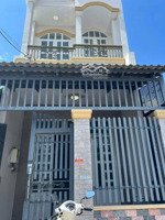 nhà đẹp shr 8,2*18m 2 căn tách biệt hẻm 4m ô tô 2/ ngắn liên ấp 2-6 vĩnh lộc a