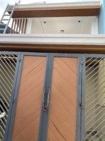 7,1 tỷ, nhà mới 2 tầng (5,3x18,6), ôtô đỗ nhà, phan văn hớn, q12.