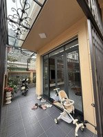 nhà đẹp sân cổng riêng phố chợ hàng - ô tô cách nhà 10m