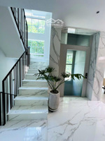 cần bán gấp biệt thự thảo điền king crown q2, dt: 13x23, nhà mới đẹp. giá tốt nhất thị trường