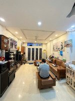 quá bổ! nhà phố vĩnh hồ, gần royalcity, 10 ra mặt phố, mới đẹp ở ngay, full nt, 43mx4t