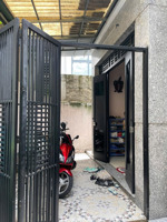 nhà 2 lầu hẻm xe hơi khu an ninh ngay huỳnh đình hai chỉ nhình 6 tỷ