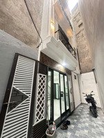 bán nhà trung tâm đống đa tôn đức thắng nhà mới ở ngay ngõ thông sổ đỏ vuông đẹp