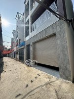 nhà đẹp nguyễn văn cừ, long biên 5 tầng dt 36m2 chỉ 8.4 tỷ