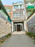 bán nhà 2 mặt tiền - q2 đường oto thông lê văn thịnh