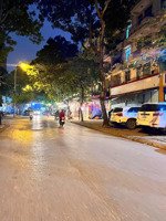 mặt phố khúc thừa dụ, cầu giấy - dt 42 m2 x 7t thang máy , mt 4 m - vị trí đẹp, sđcc , giá 33 tỷ.