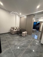 phòng 1 ngủ 1 khách 40m2 full nội thất cơ bản tại phố nguyễn ngọc nại