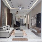 cần bán nhà đẹp mới xây hà huy giáp đường 8m - kề bên gò vấp - 4 tỷ 8