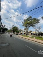 bán nhà ngay lê thúc hoạch 48m2. 3 tầng. hẻm xe hơi. chỉ 4.65 tỷ