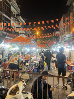 duy nhất cho thuê nhà mặt phố bát đàn: 35m2, mt 3m, giá 40tr/tháng. lh 