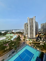 bán căn 59m2; view thành phố. tầng 10. giá bán 2,730 tỷ nhà trống. đủ nội thất 2,8 tỷ