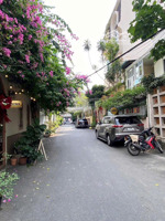 bán nhà hxt thông phạm văn chiêu p.14, dt 4x16m đúc t2lst giá 7.8 tỷ tl