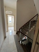 nha 4 tầng hẻm phạm văn chí. p7 . q6