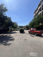 nhà mặt tiền kinh doanh siêu thị mini, nhà sách,trung tâm dạy học đối diện trường trung học