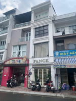 siêu phẩm vị trí đẹp giá rẻ - nhà mặt tiền đường huỳnh văn bánh phú nhuận (3,5x11m2) giá 10 tỷ