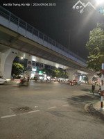 bán nhà mặt phố nguyễn trãi - sẵn dòng tiền cho thuê - vỉa hè đá bóng