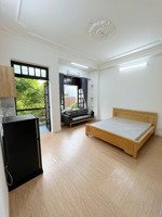 studio ban công full nội thất ở lý thường kiệt