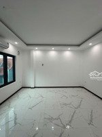bán nhà phố lò đúc quận hai bà trưng diện tích: 30m2 kết cấu: 5 tầng, có thang máy